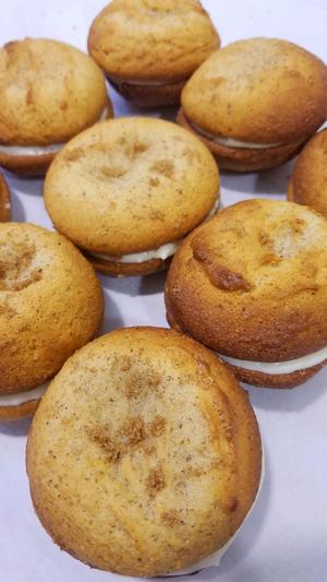 Stuffum Snickerdoodle Cookie Sandwiches (3 cookie sandwiches per pack)